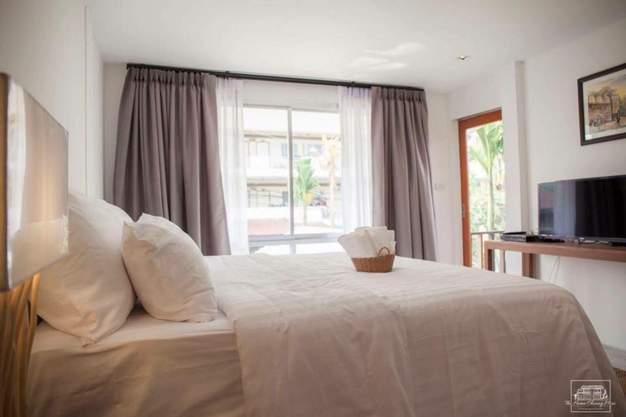 The Home Chiangmai Luxury Guesthouse Chiang Mai Esterno foto