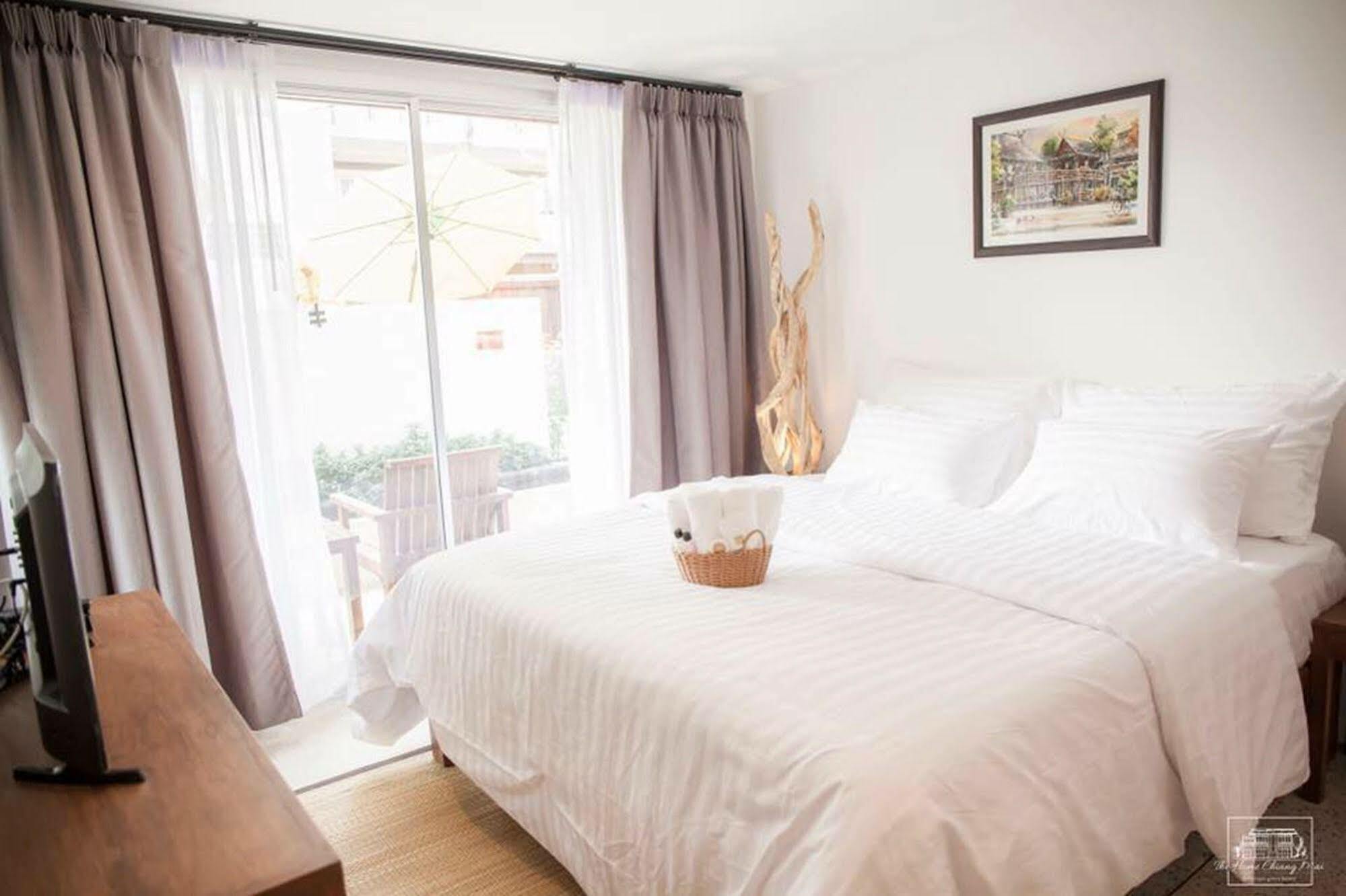 The Home Chiangmai Luxury Guesthouse Chiang Mai Esterno foto