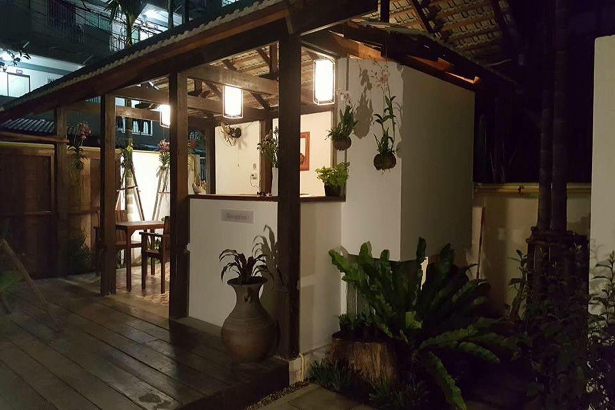 The Home Chiangmai Luxury Guesthouse Chiang Mai Esterno foto