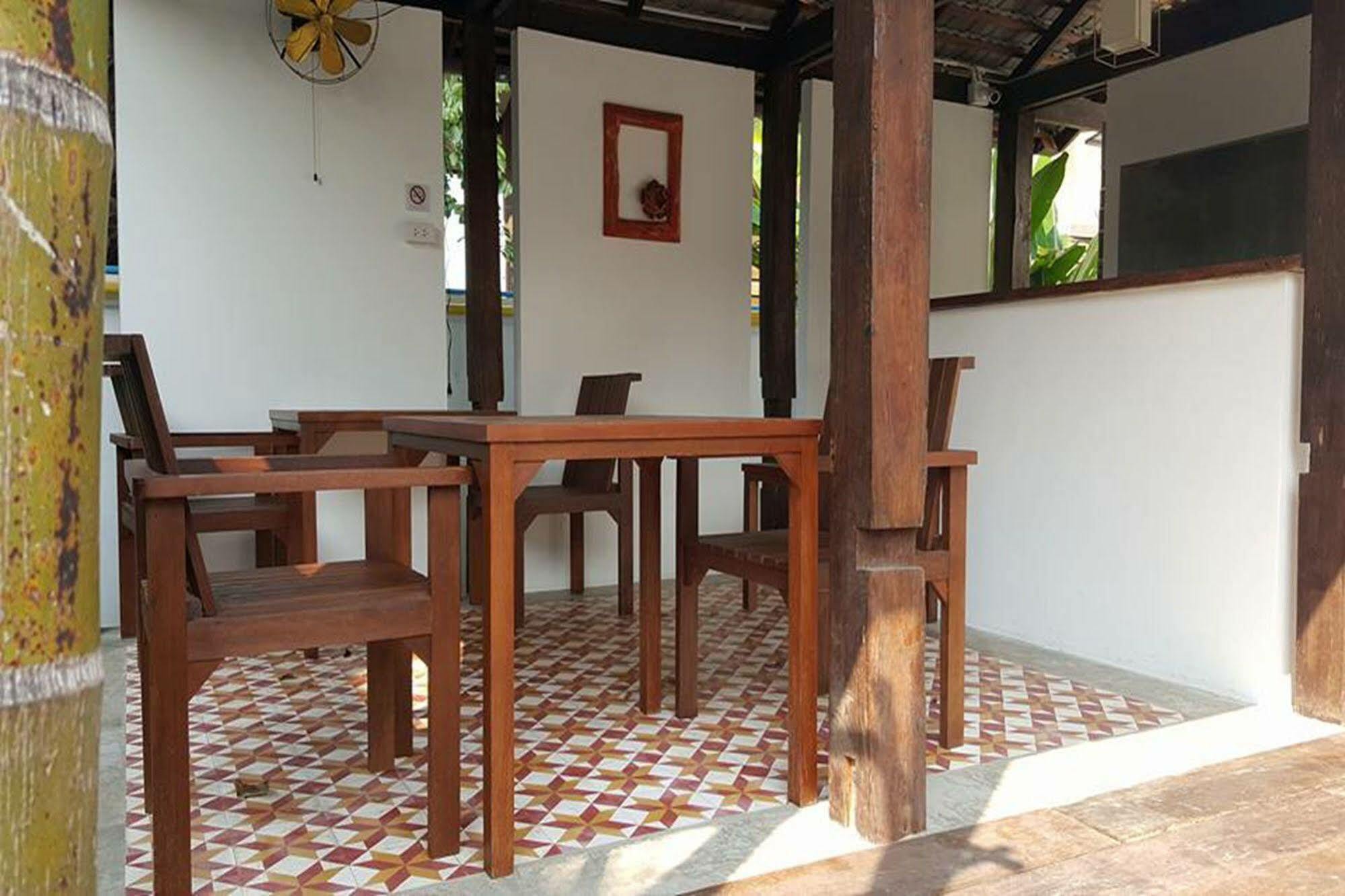 The Home Chiangmai Luxury Guesthouse Chiang Mai Esterno foto